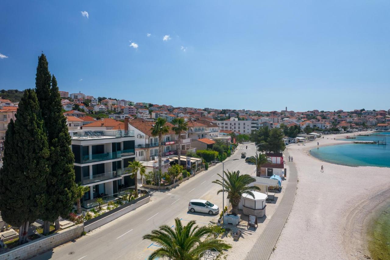 Palm Springs Lägenhet Trogir Exteriör bild
