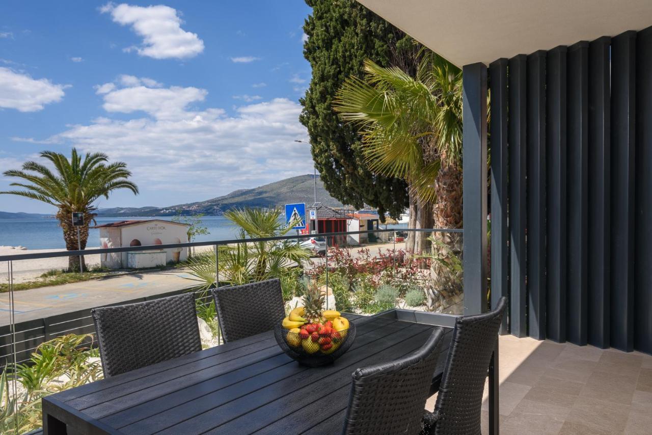 Palm Springs Lägenhet Trogir Exteriör bild